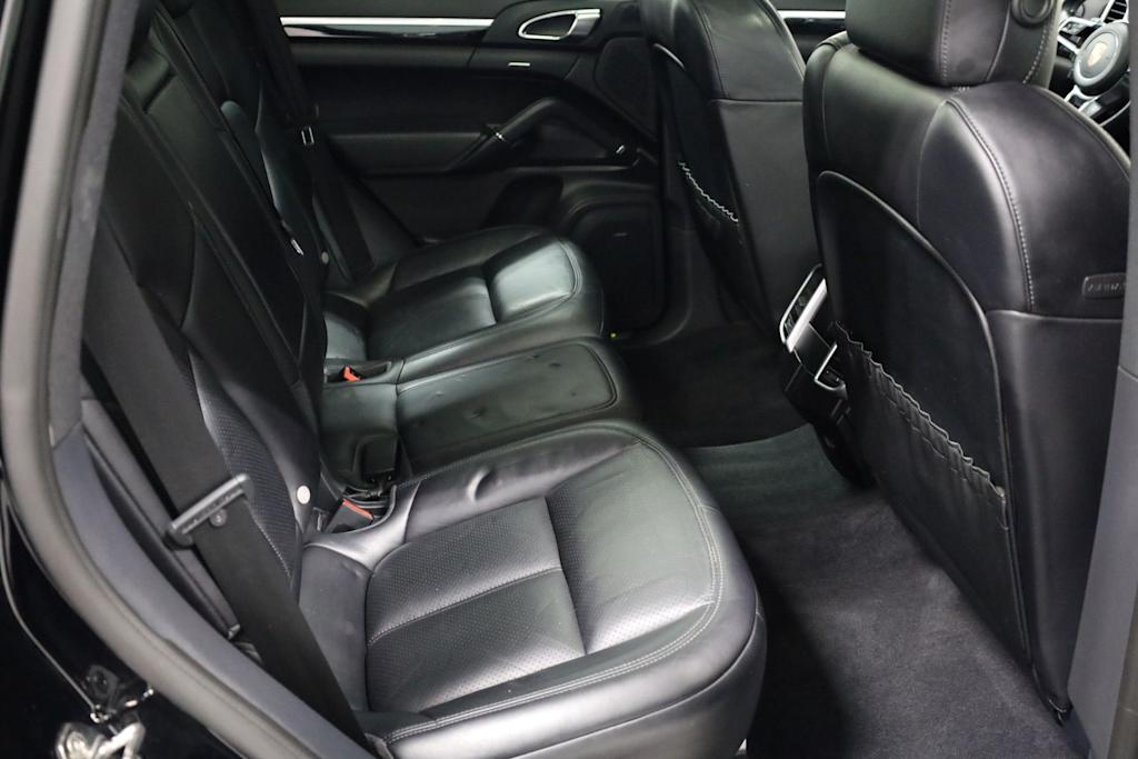 Thumbnail: 2017 Porsche Cayenne - 41