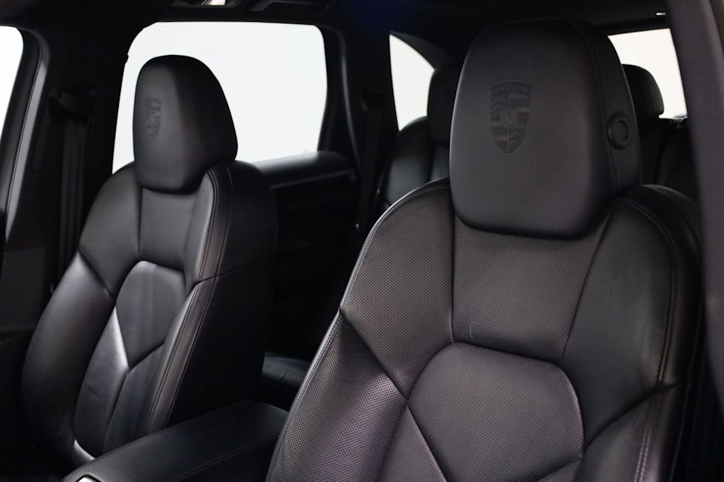 Thumbnail: 2017 Porsche Cayenne - 12