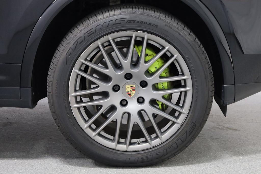 Thumbnail: 2017 Porsche Cayenne - 8