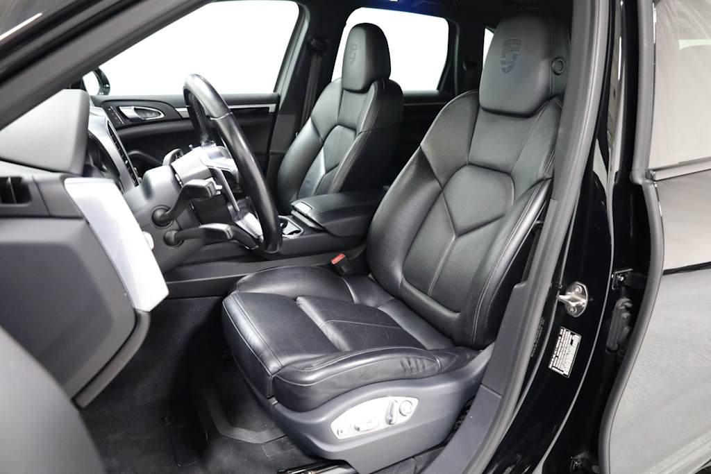 Thumbnail: 2017 Porsche Cayenne - 11