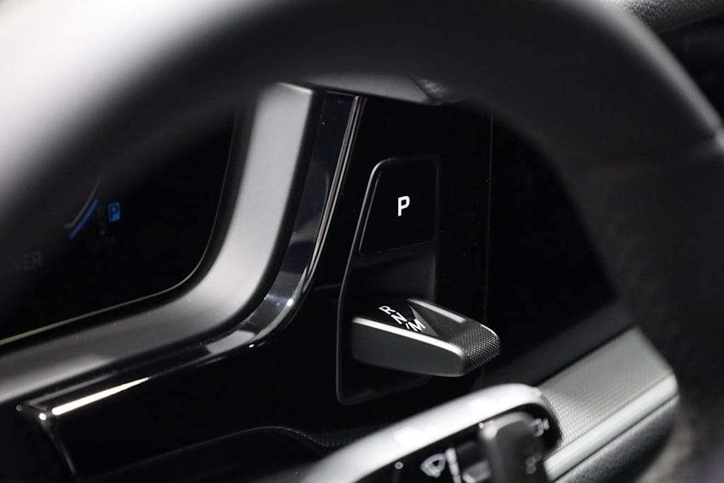 Thumbnail: 2026 Porsche Cayenne - 33