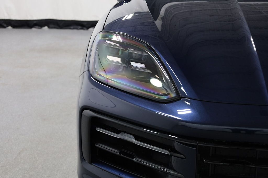 Thumbnail: 2026 Porsche Cayenne - 24