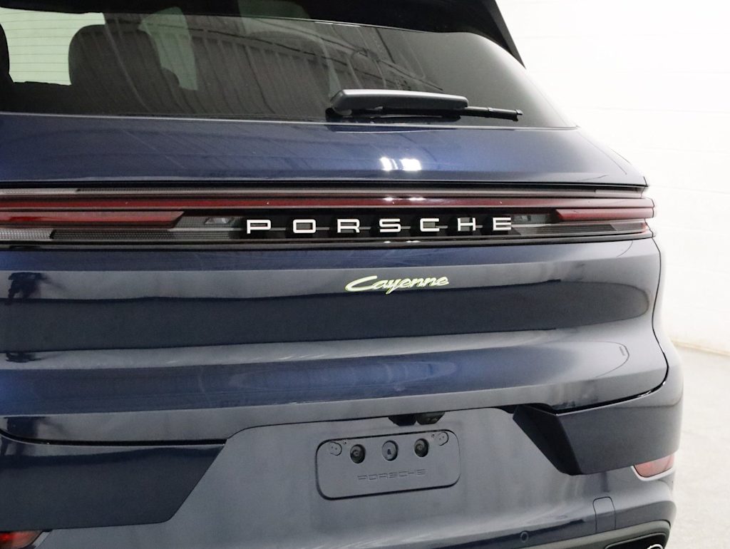 Thumbnail: 2025 Porsche Cayenne - 7