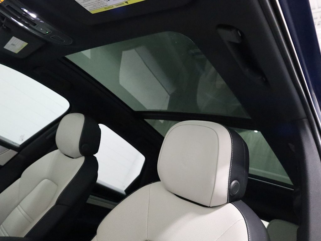 Thumbnail: 2025 Porsche Cayenne - 30
