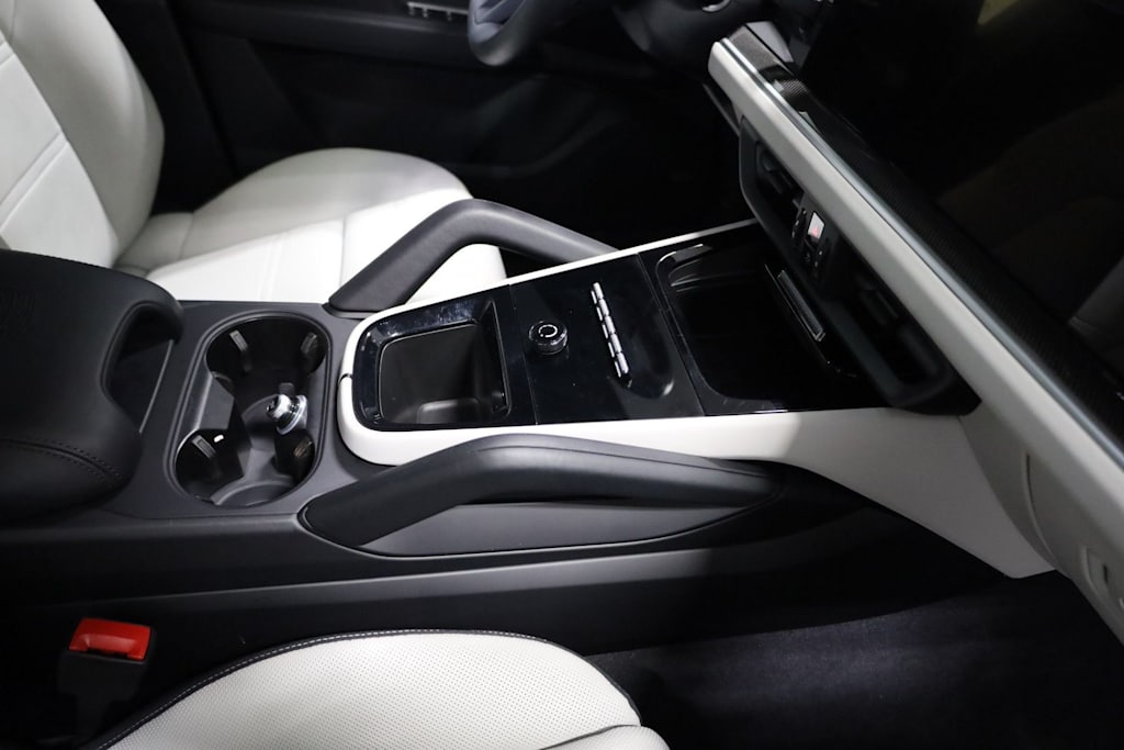 Thumbnail: 2025 Porsche Cayenne - 17