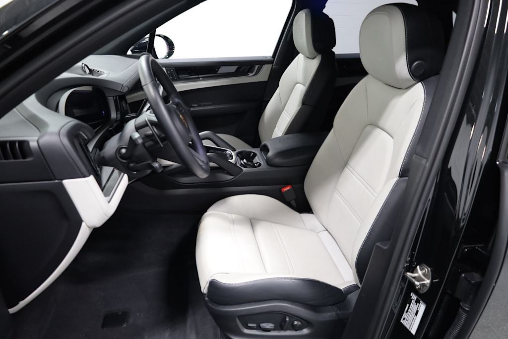 Thumbnail: 2025 Porsche Cayenne - 11