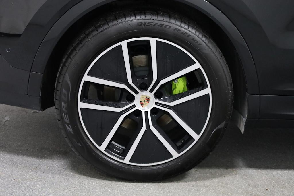 Thumbnail: 2025 Porsche Cayenne - 42