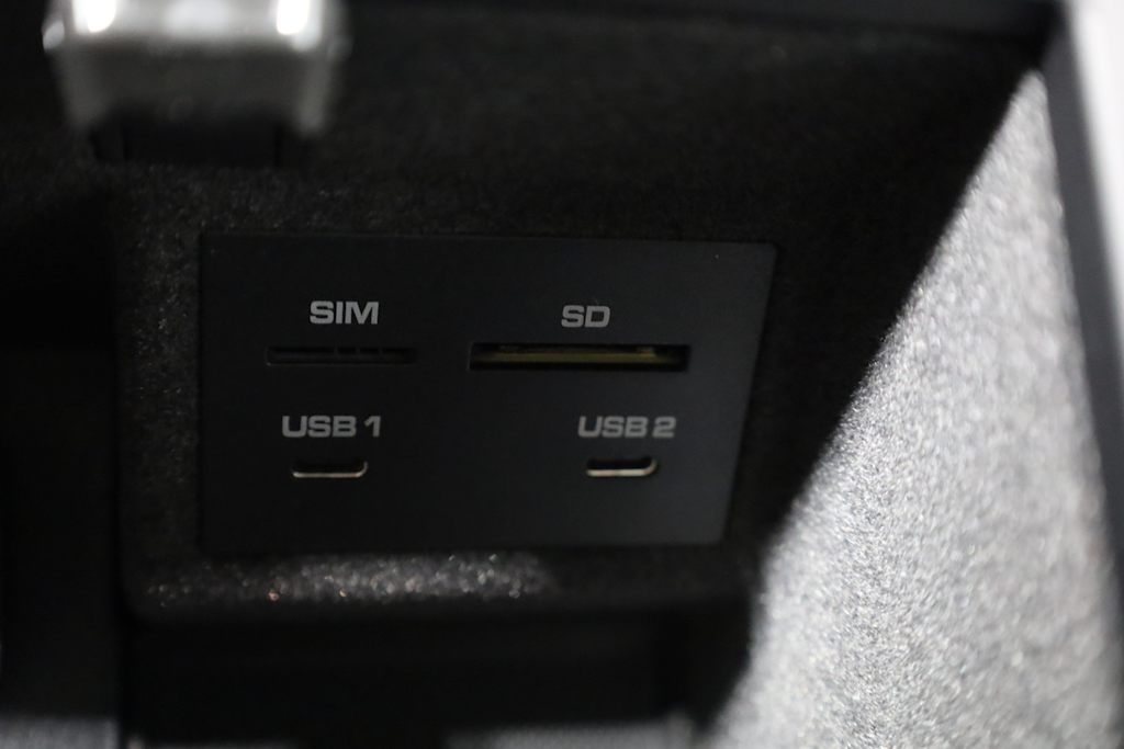 Thumbnail: 2025 Porsche Macan - 39