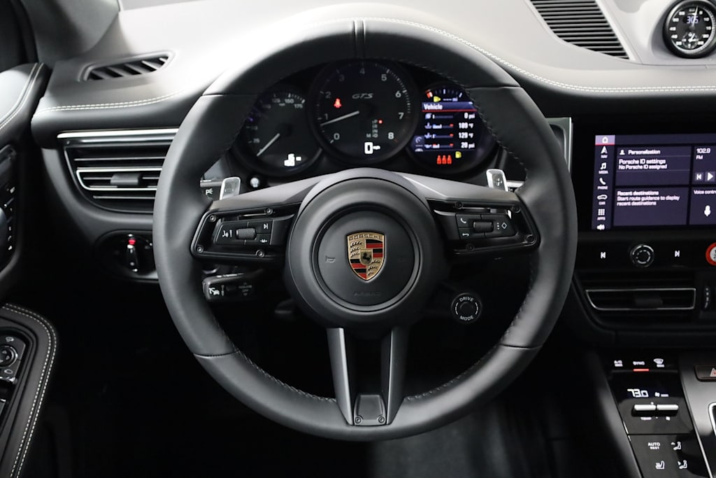 Thumbnail: 2025 Porsche Macan - 13