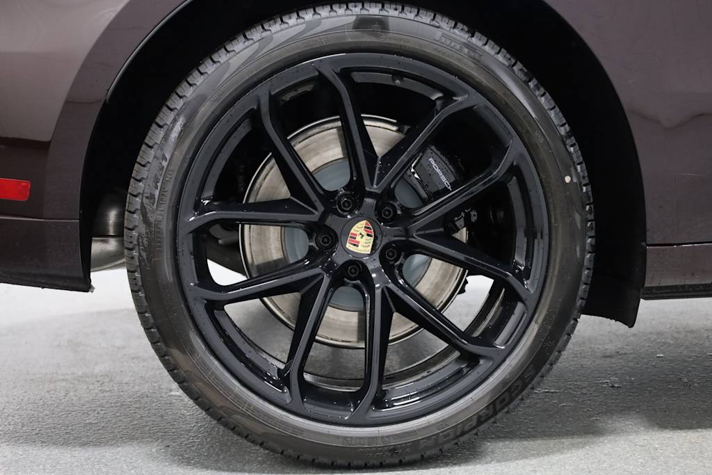 Thumbnail: 2025 Porsche Macan - 41