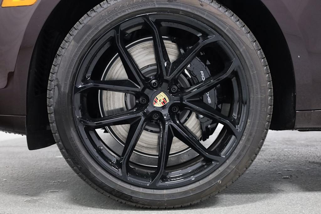 Thumbnail: 2025 Porsche Macan - 43