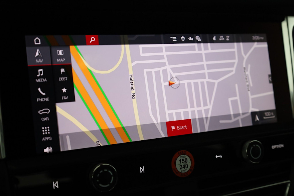 Thumbnail: 2025 Porsche Macan - 37