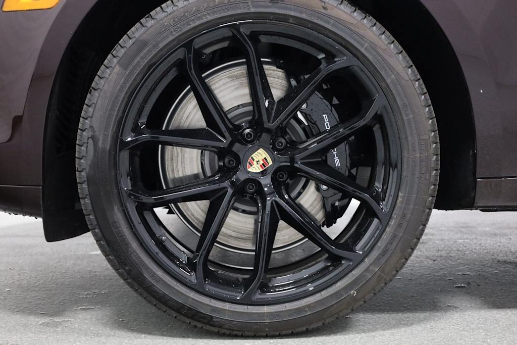 Thumbnail: 2025 Porsche Macan - 43