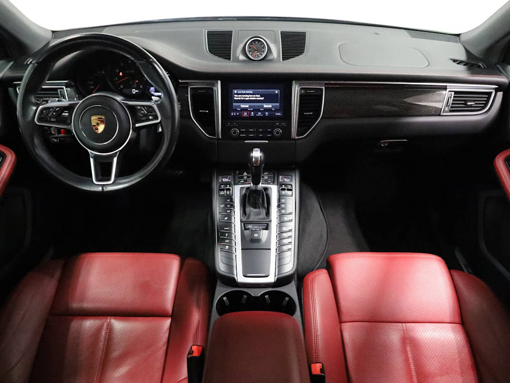 Thumbnail: 2017 Porsche Macan - 4