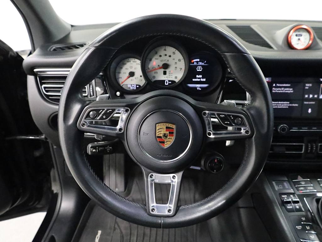 Thumbnail: 2020 Porsche Macan - 14