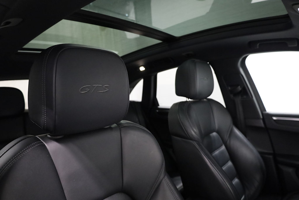 2021 Porsche Macan GTS 11