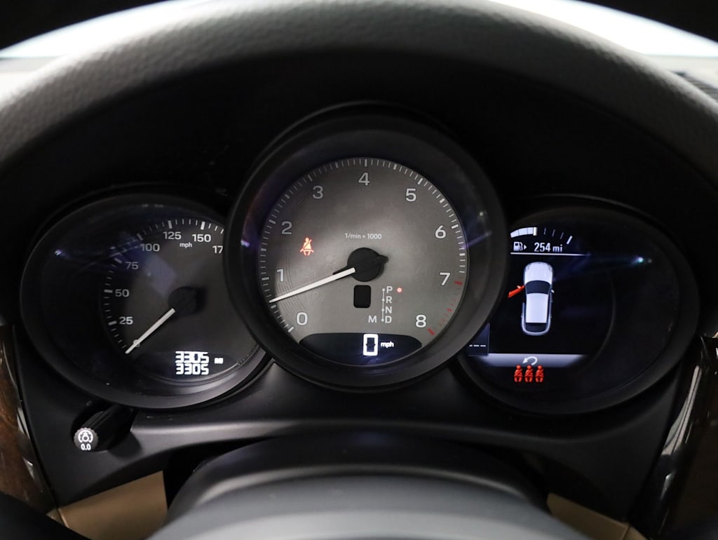 Thumbnail: 2026 Porsche Macan - 18