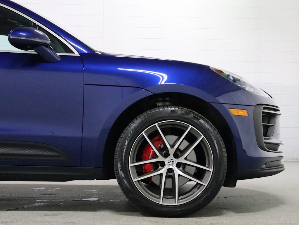 Thumbnail: 2023 Porsche Macan - 8