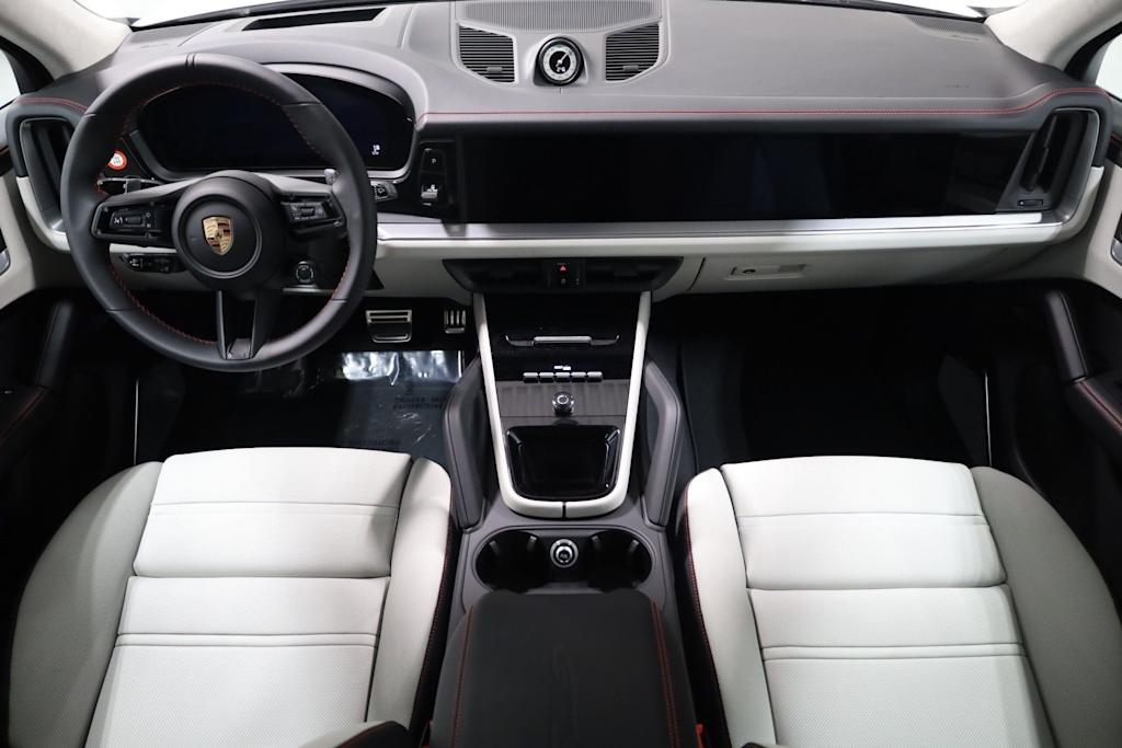 Thumbnail: 2025 Porsche Cayenne - 14