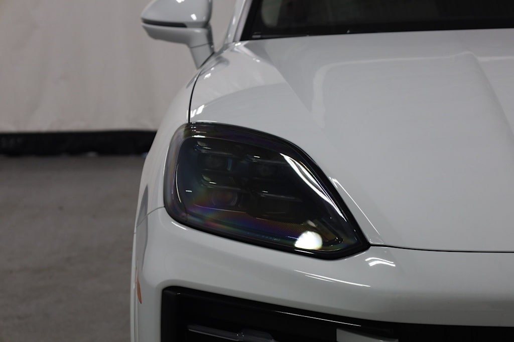 Thumbnail: 2025 Porsche Cayenne - 16