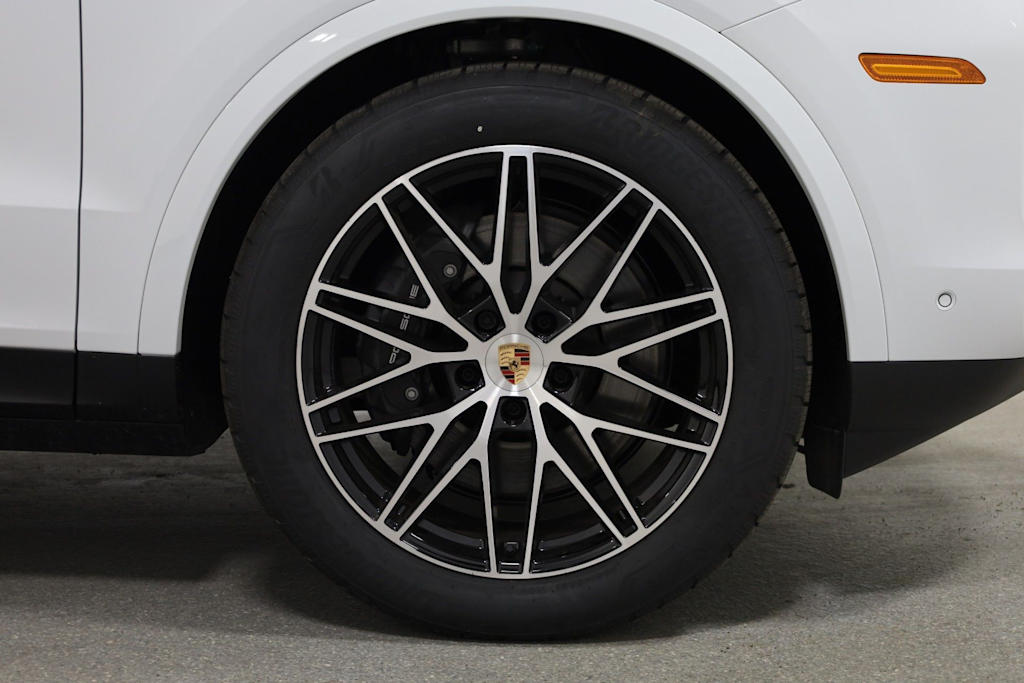 Thumbnail: 2026 Porsche Cayenne - 23