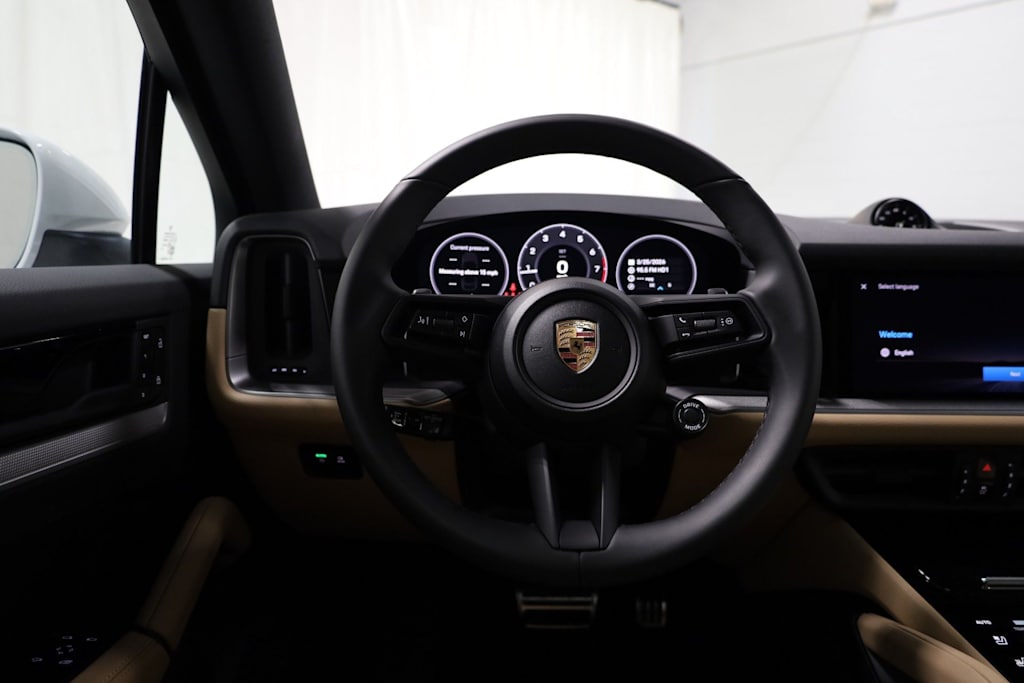 Thumbnail: 2026 Porsche Cayenne - 13