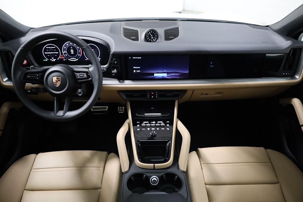 Thumbnail: 2026 Porsche Cayenne - 14