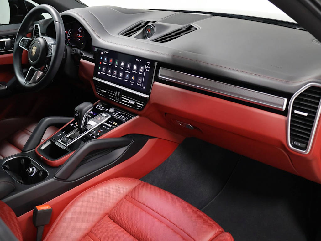 Thumbnail: 2023 Porsche Cayenne - 10