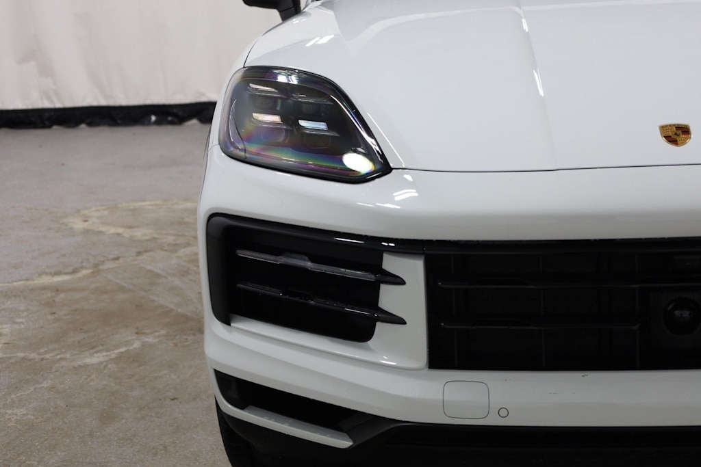 Thumbnail: 2026 Porsche Cayenne - 25