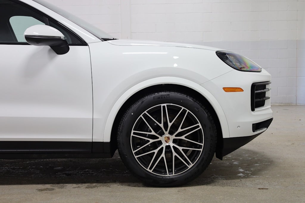 Thumbnail: 2026 Porsche Cayenne - 8