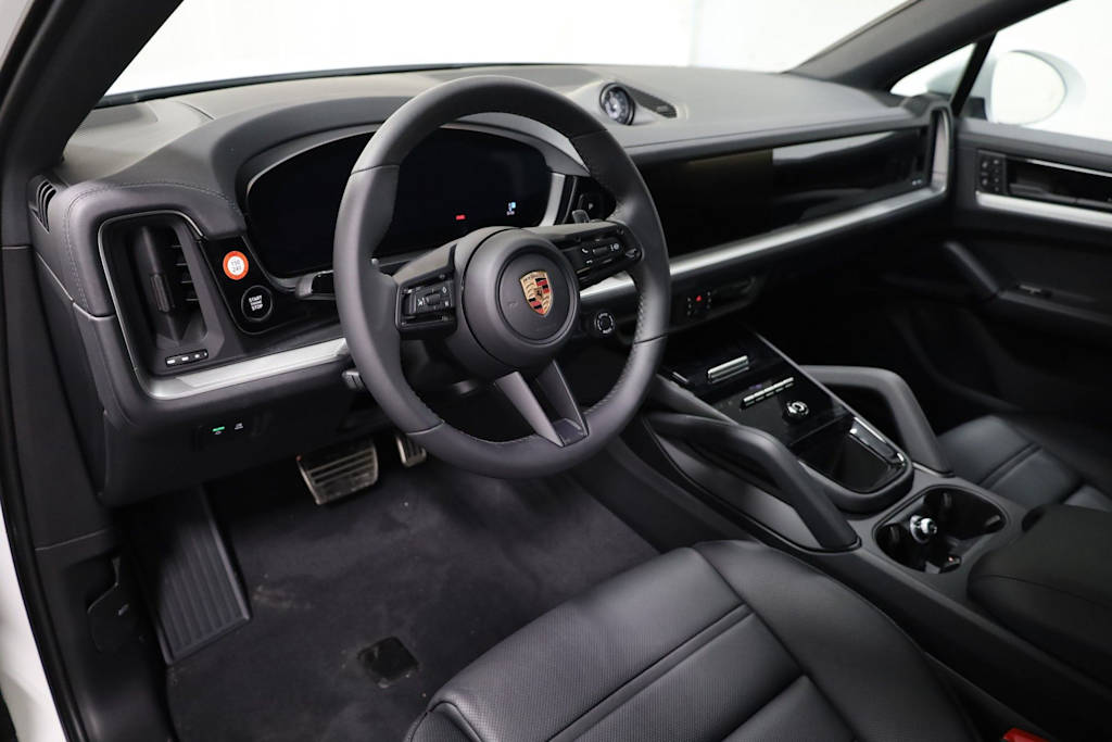 Thumbnail: 2026 Porsche Cayenne - 2