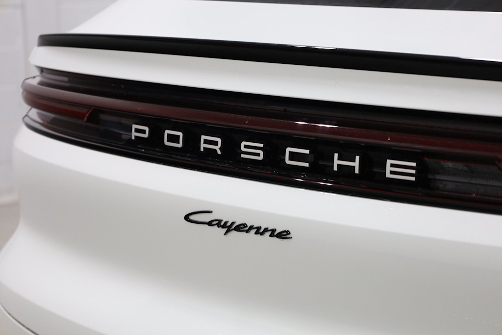 Thumbnail: 2026 Porsche Cayenne - 7