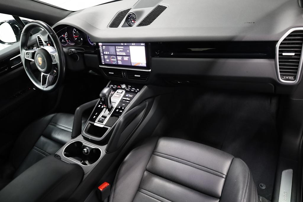 2021 Porsche Cayenne Base 10