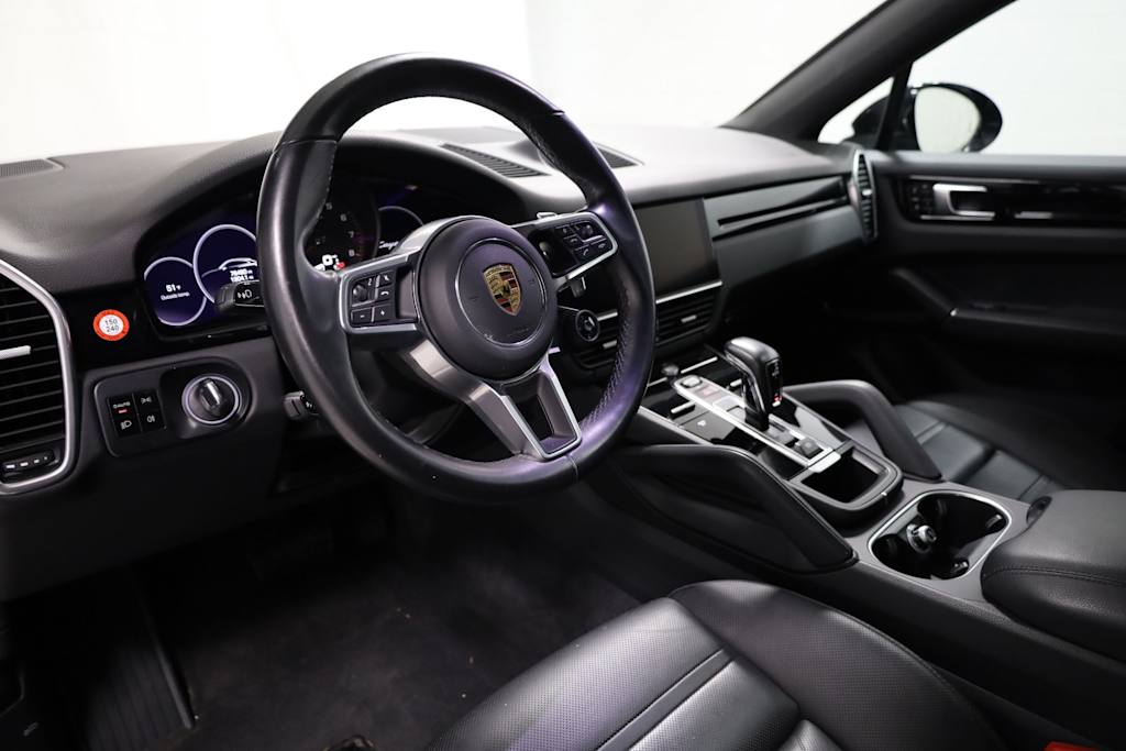 2021 Porsche Cayenne Base 2
