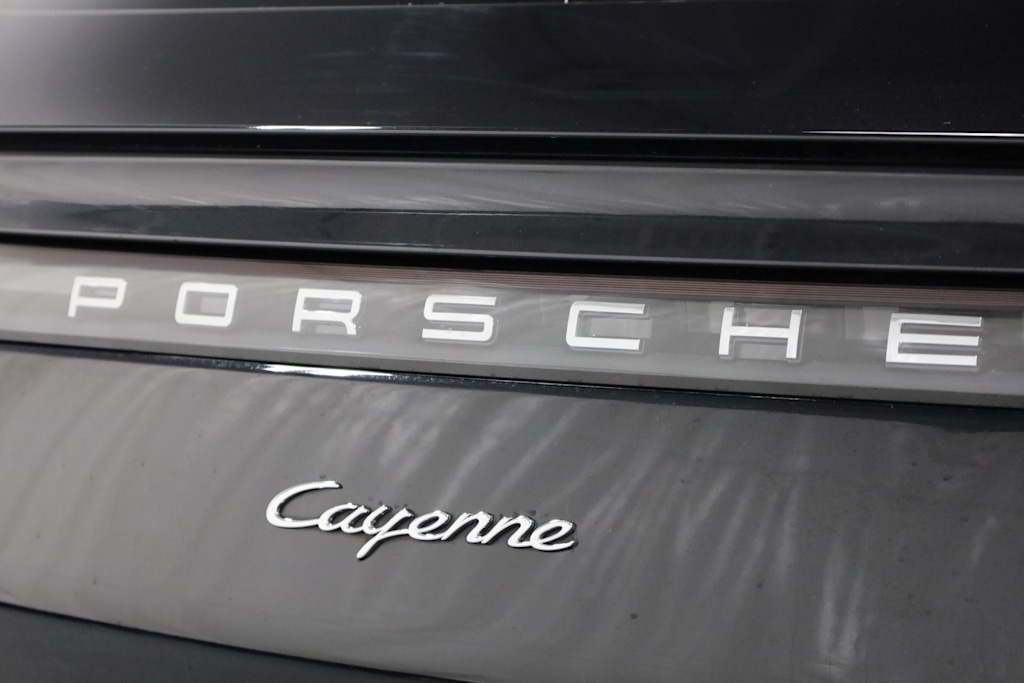 2021 Porsche Cayenne Base 7