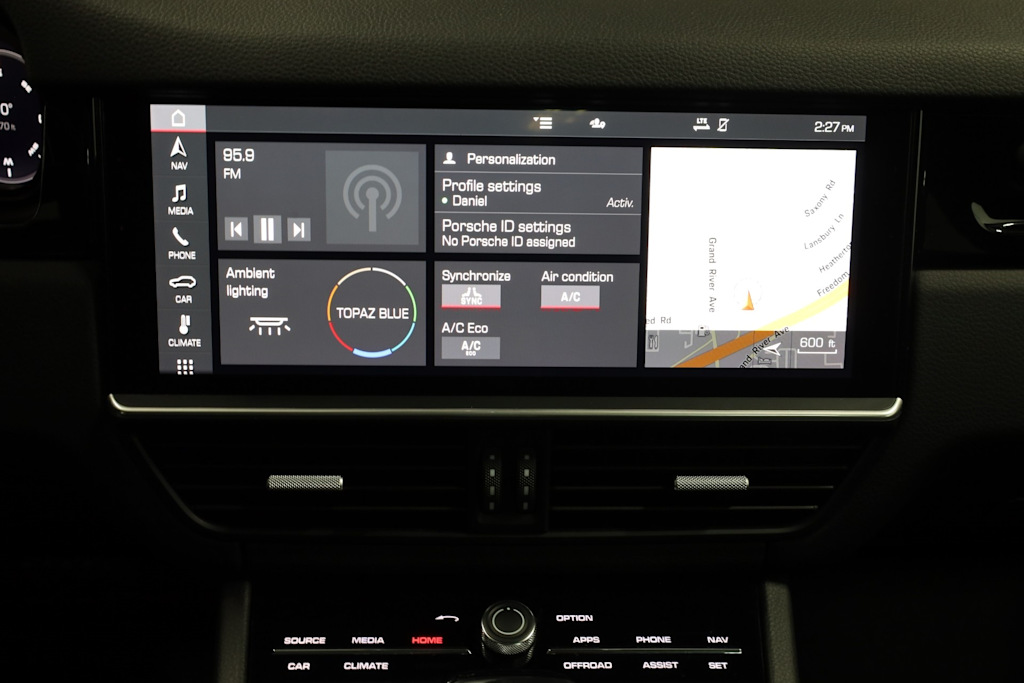 2021 Porsche Cayenne Base 16