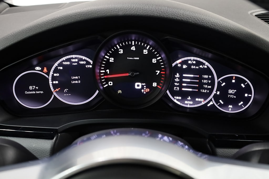 2021 Porsche Cayenne Base 33