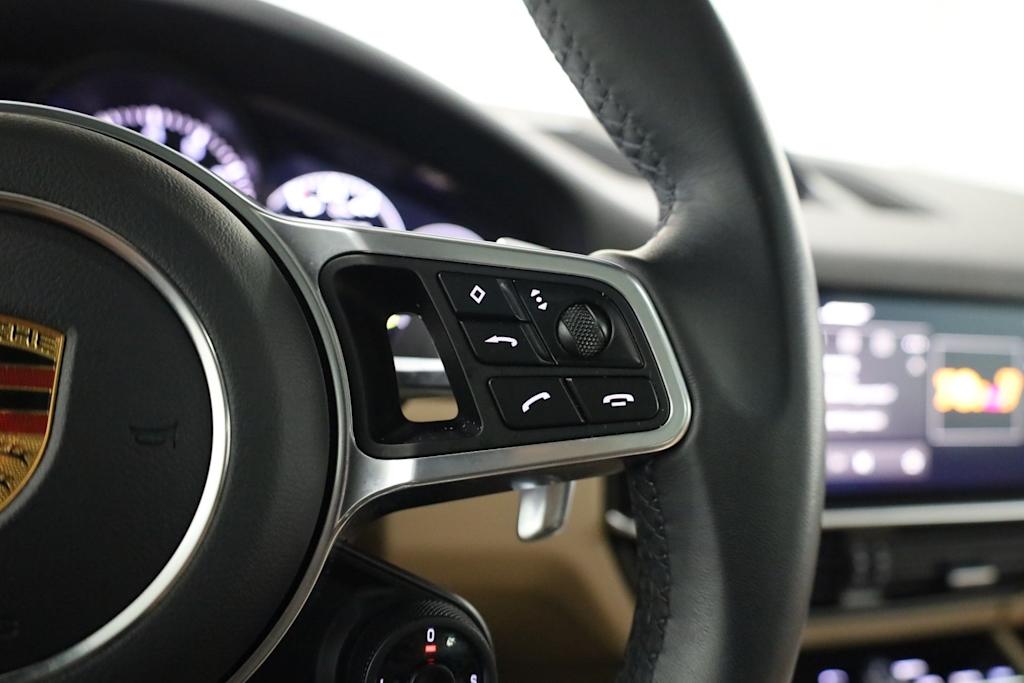 Thumbnail: 2023 Porsche Cayenne - 35