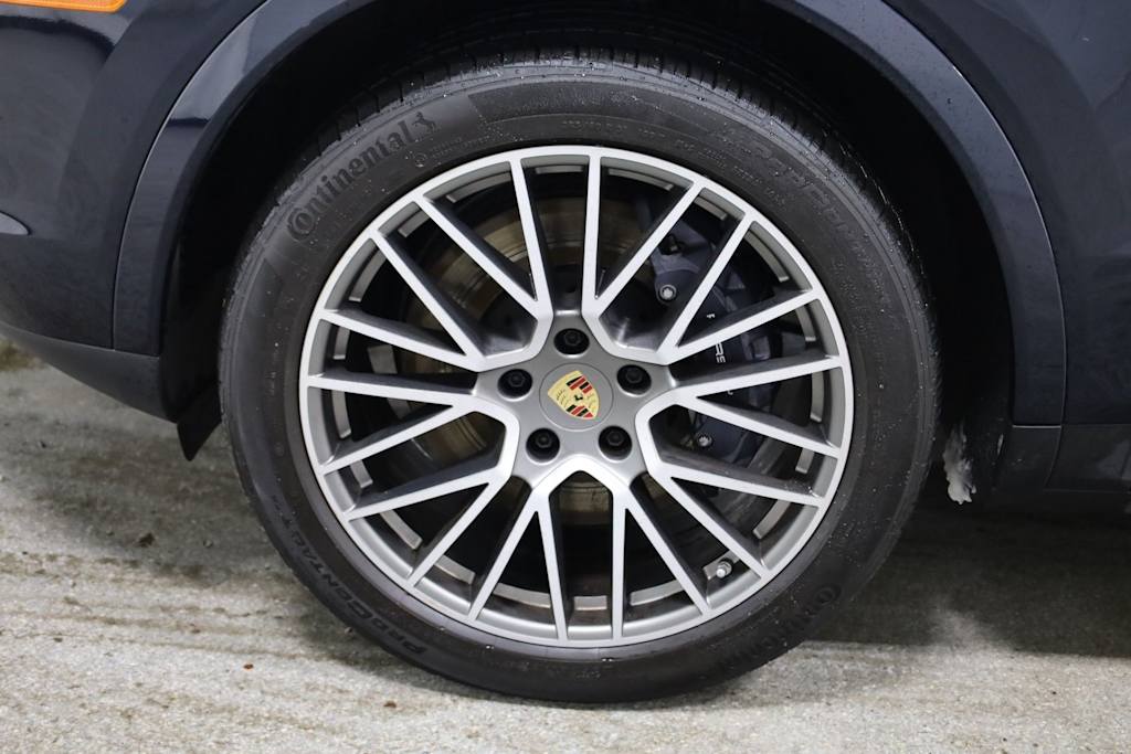 Thumbnail: 2023 Porsche Cayenne - 43