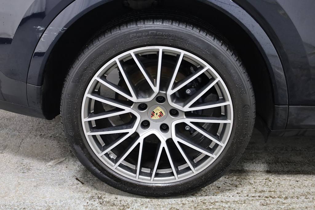 Thumbnail: 2023 Porsche Cayenne - 41