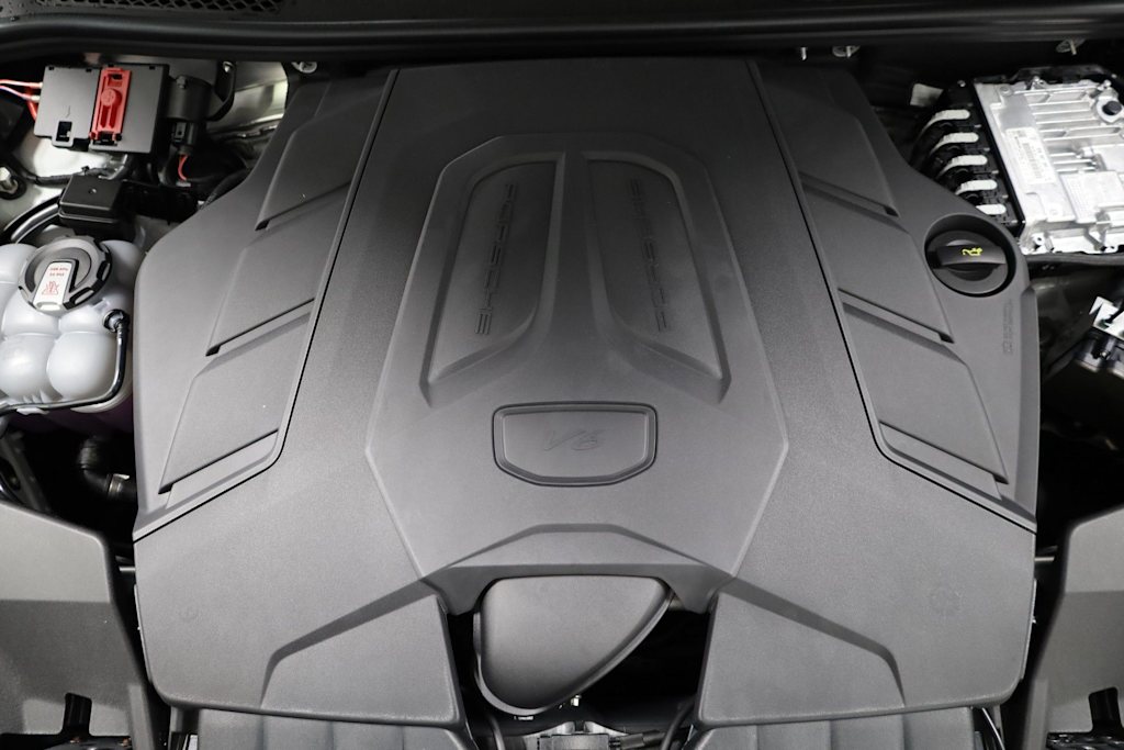 Thumbnail: 2026 Porsche Cayenne - 9