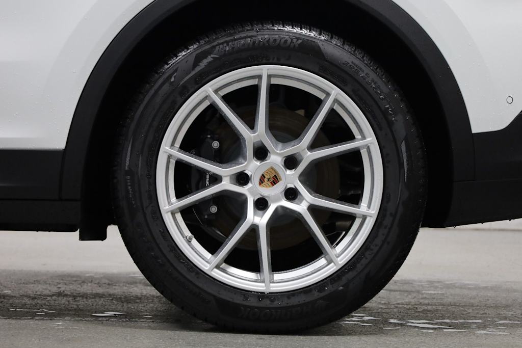 Thumbnail: 2026 Porsche Cayenne - 41