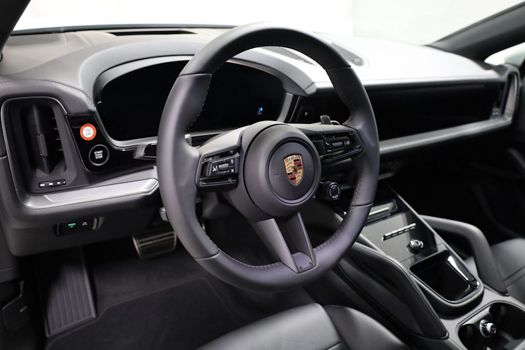 Thumbnail: 2026 Porsche Cayenne - 2
