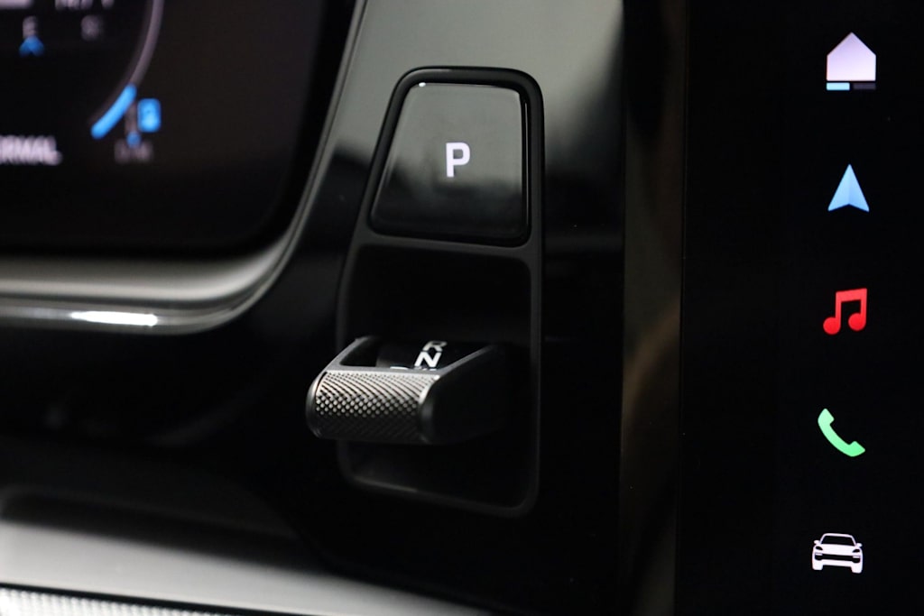 Thumbnail: 2025 Porsche Cayenne - 36