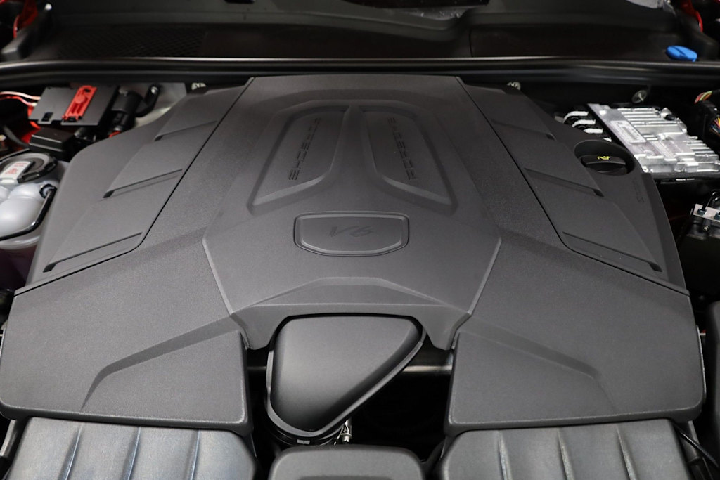 Thumbnail: 2025 Porsche Cayenne - 9