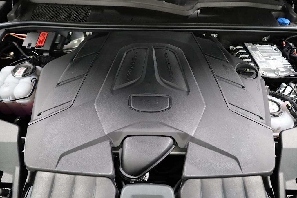 Thumbnail: 2026 Porsche Cayenne - 9