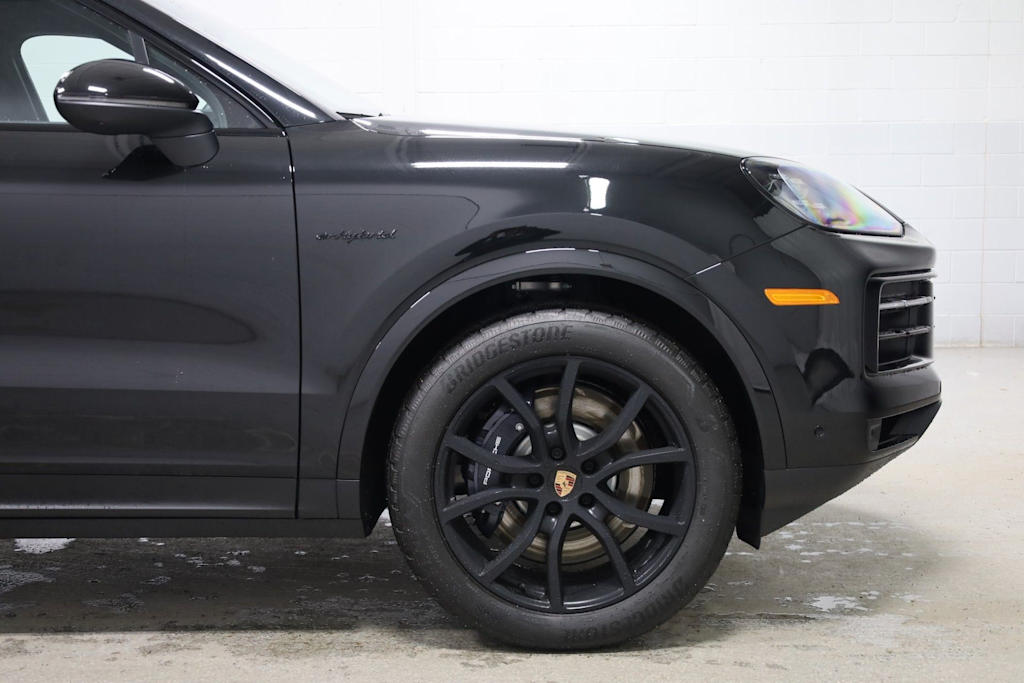 Thumbnail: 2026 Porsche Cayenne - 8