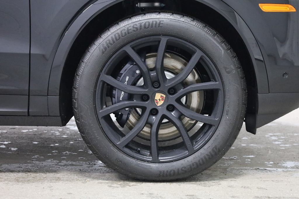 Thumbnail: 2026 Porsche Cayenne - 24