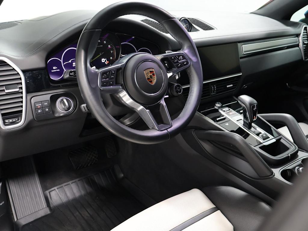 Thumbnail: 2023 Porsche Cayenne - 2