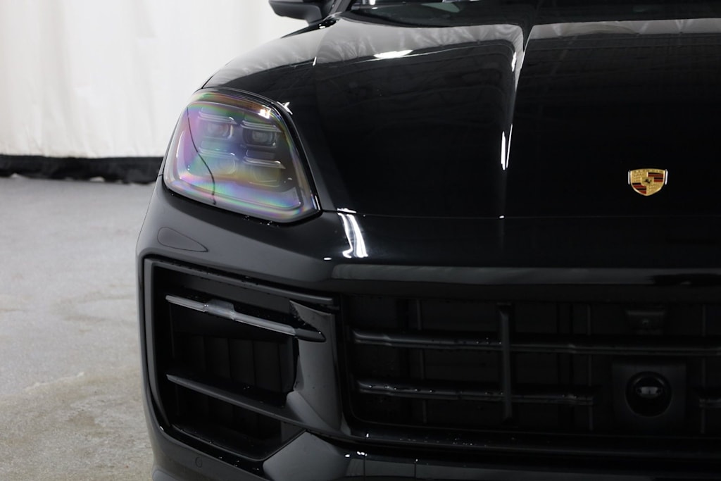 Thumbnail: 2026 Porsche Cayenne - 26